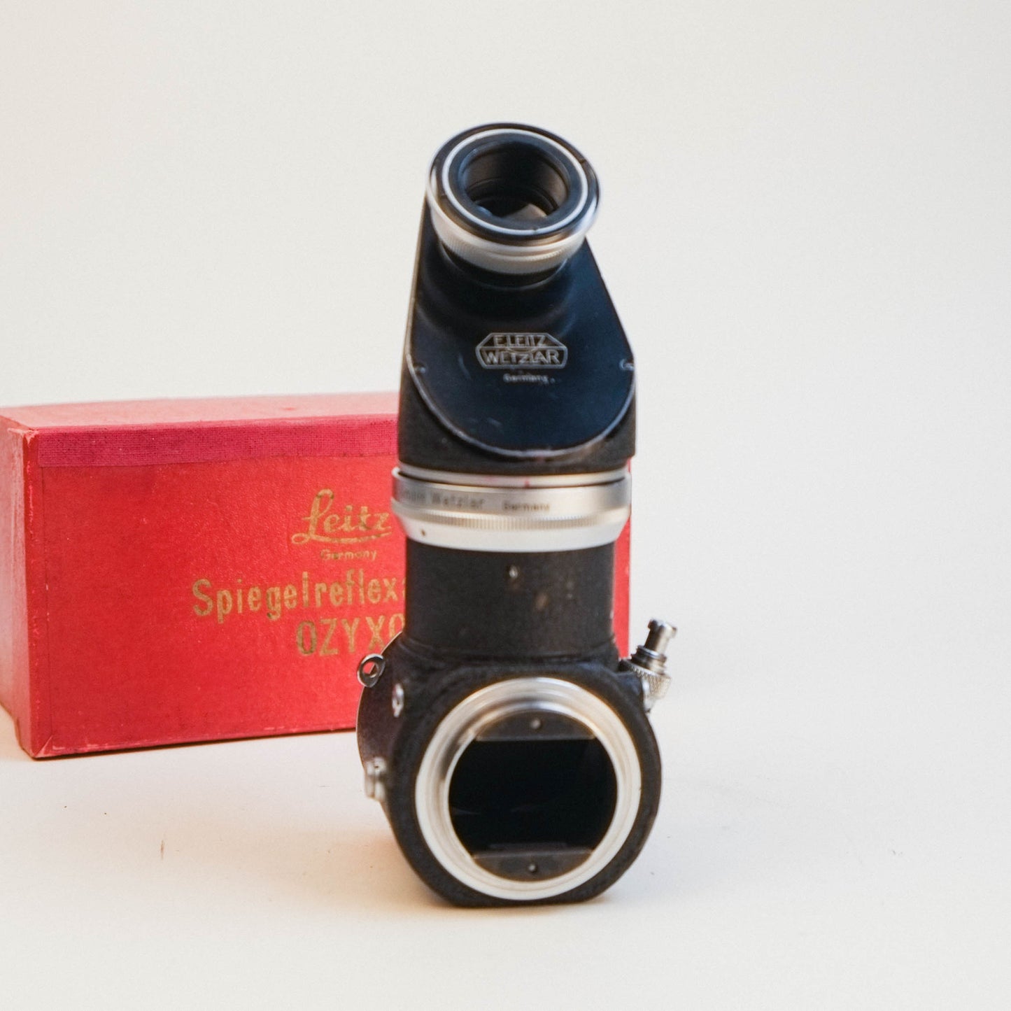 Leica Visoflex I (OZYXO) + 45º finder eyepiece (PEGOO) /w original box