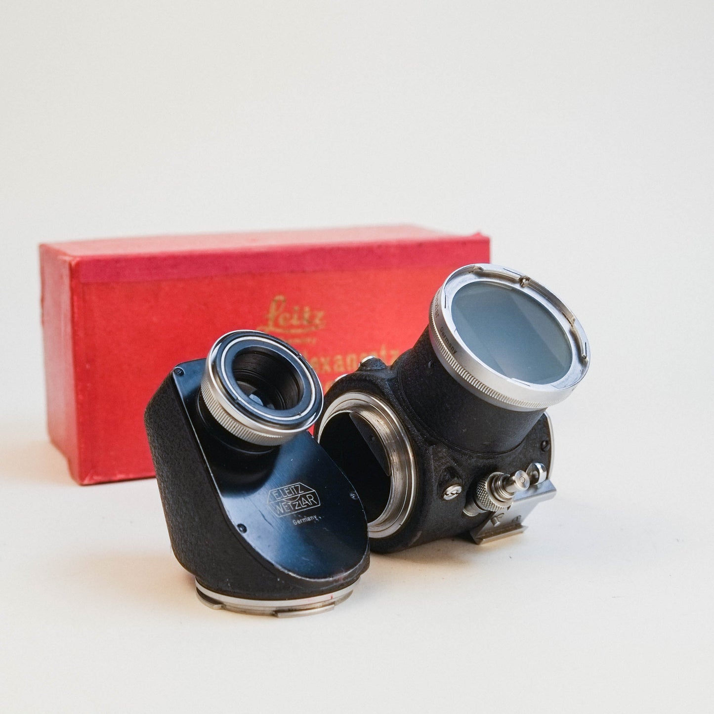 Leica Visoflex I (OZYXO) + 45º finder eyepiece (PEGOO) /w original box