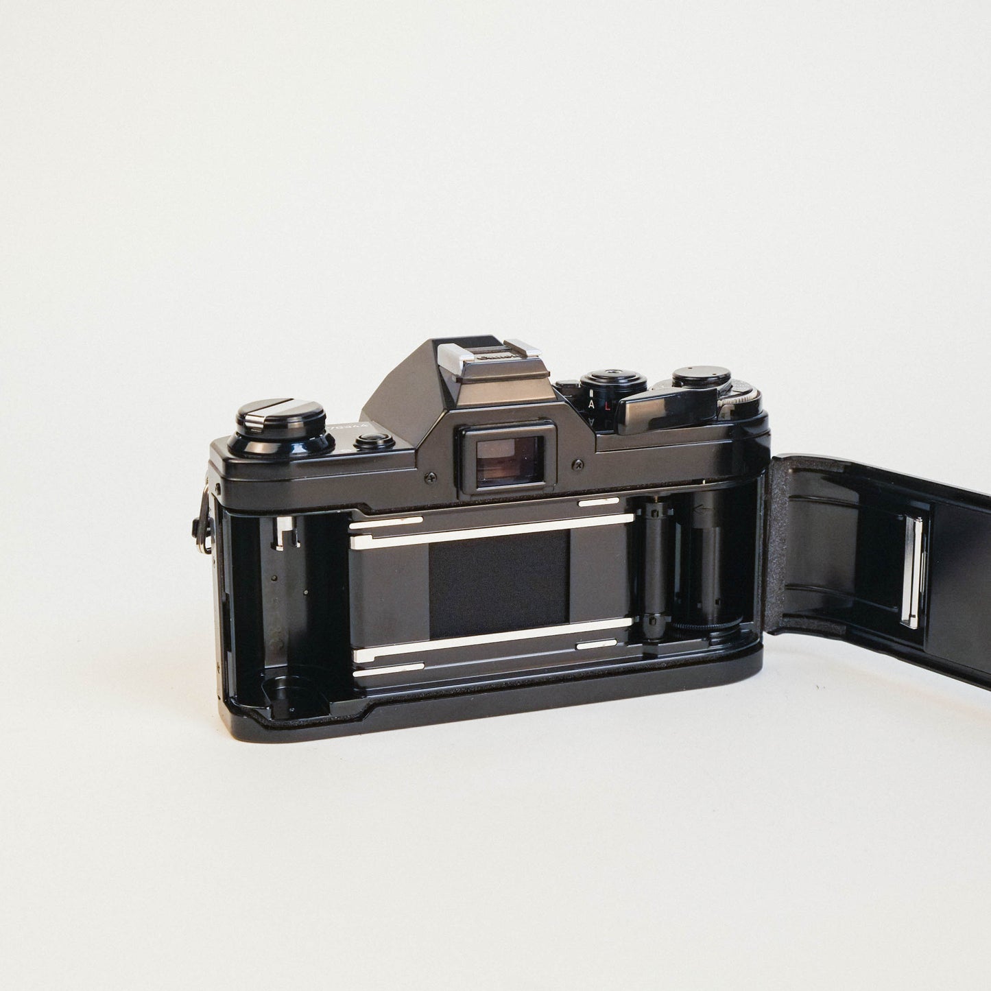 Canon AE-1 (black)