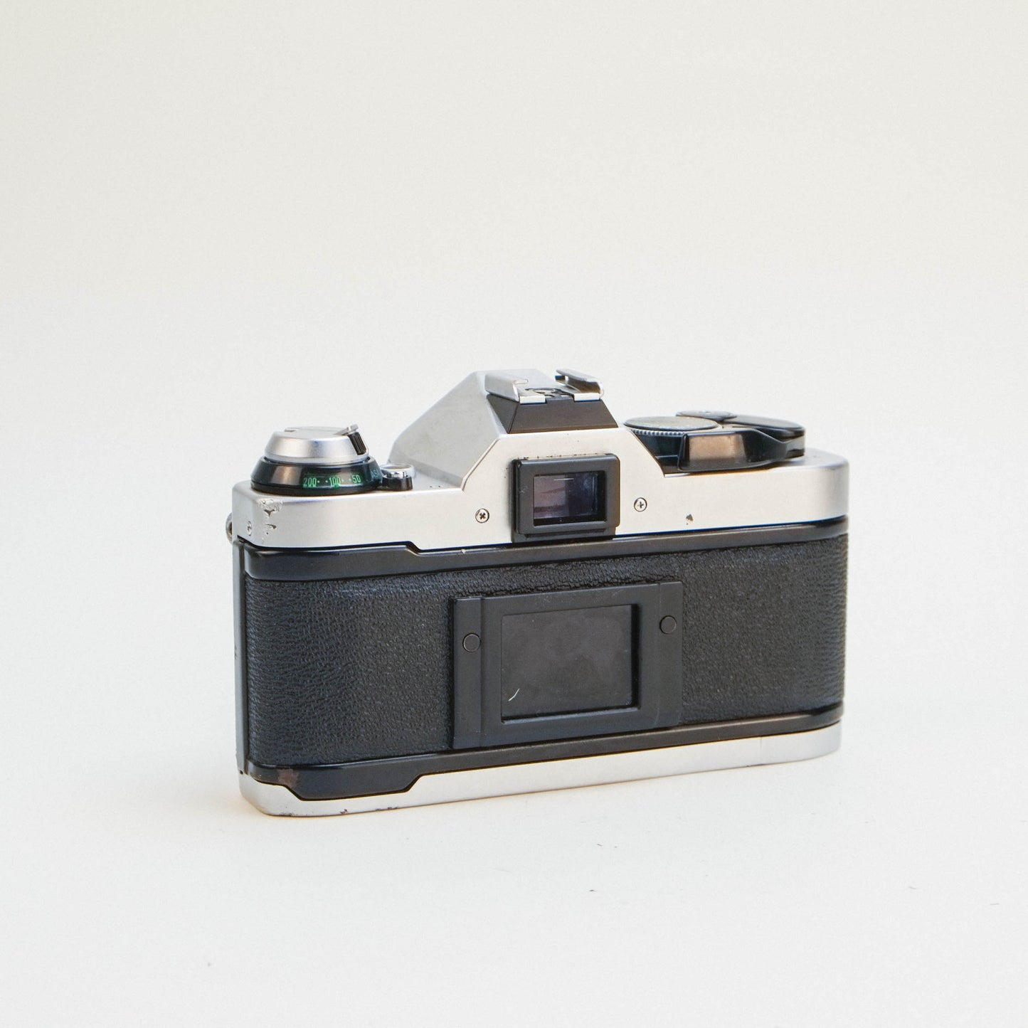 Canon AE-1 Program /w Canon 50mm f1.8 FDn [35mm kit]