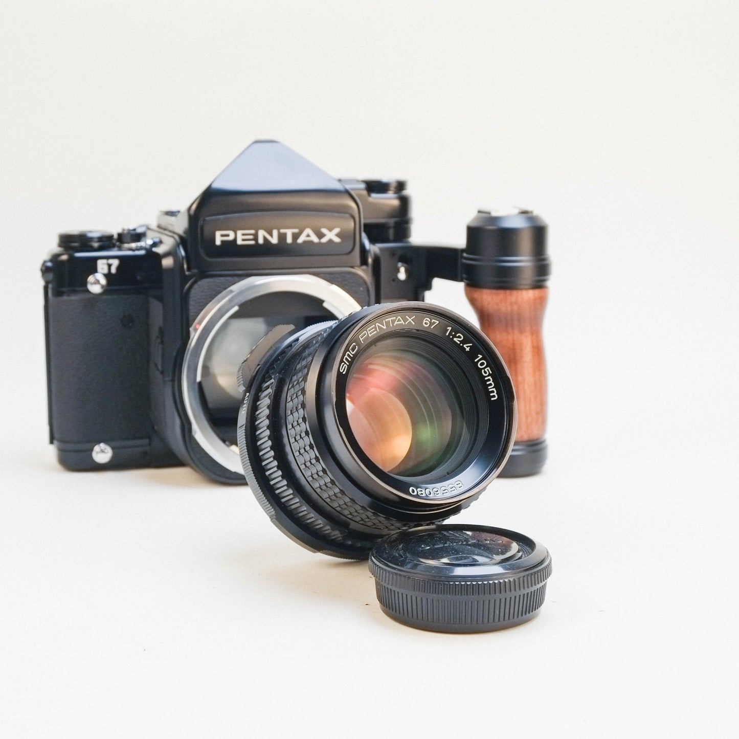 Pentax 67 /w Pentax SMC 105mm f2.4 [120 kit]