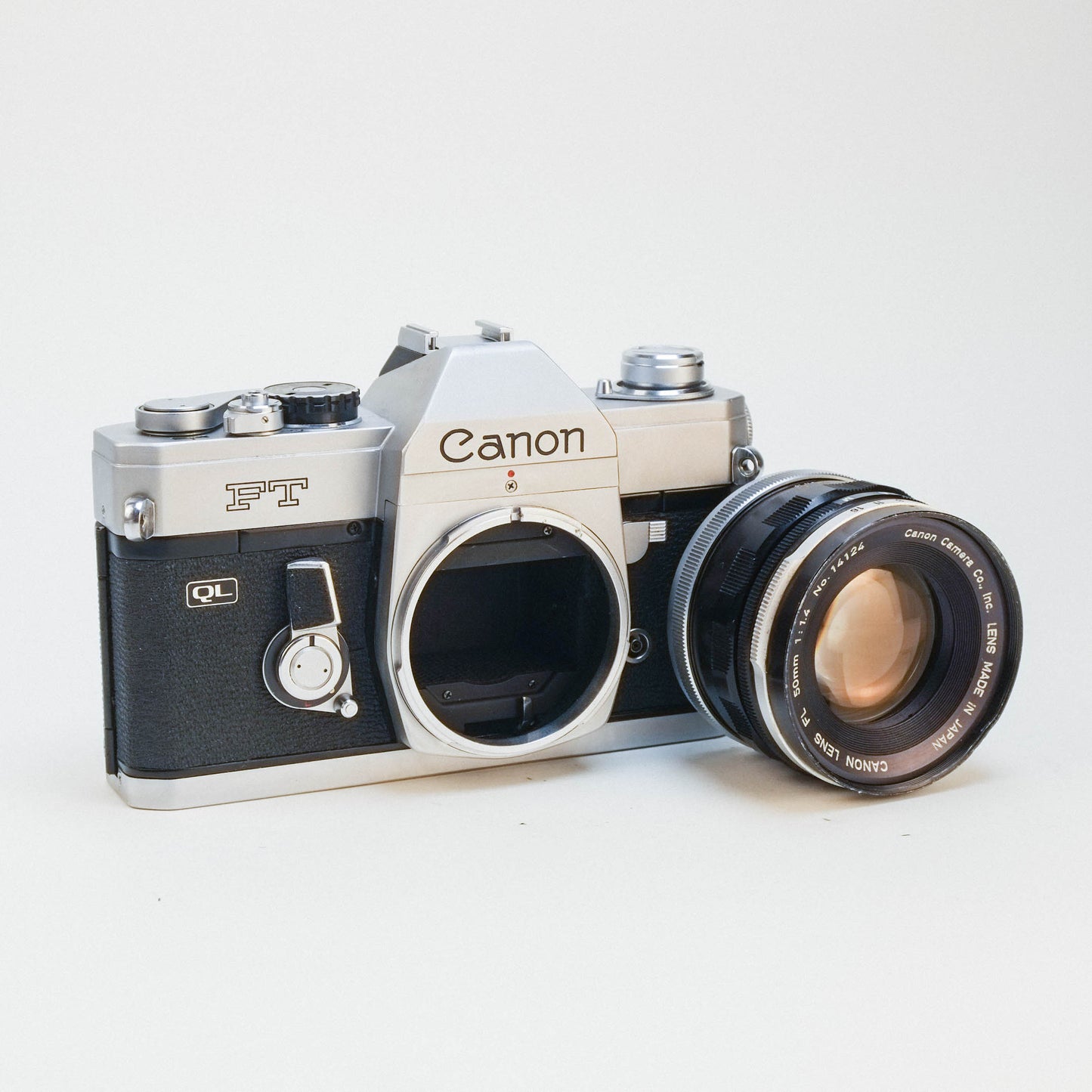 Canon FT QL + 50mm f1.4 FL [35mm kit]