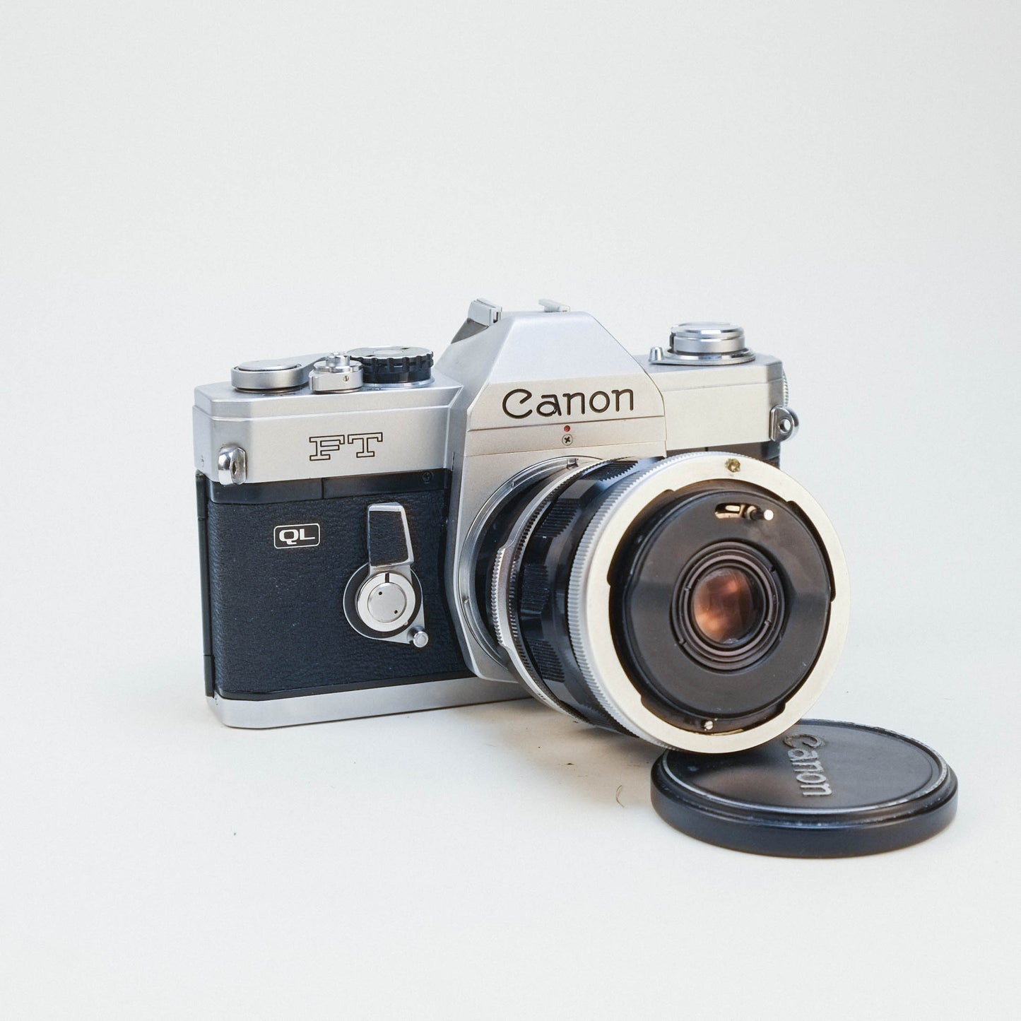 Canon FT QL /w Canon 35mm f2.5 FL